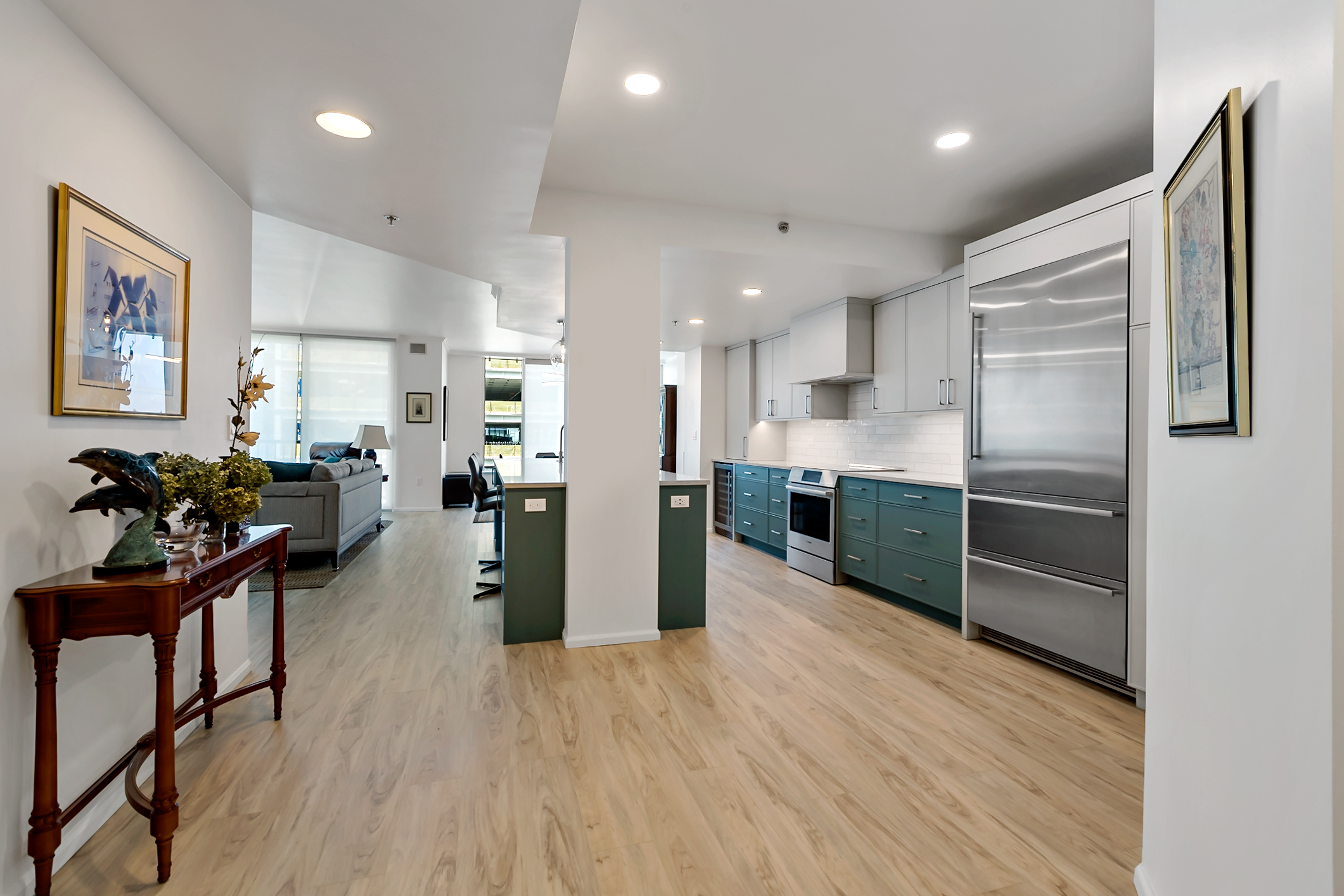 High Rise Condo — final detail