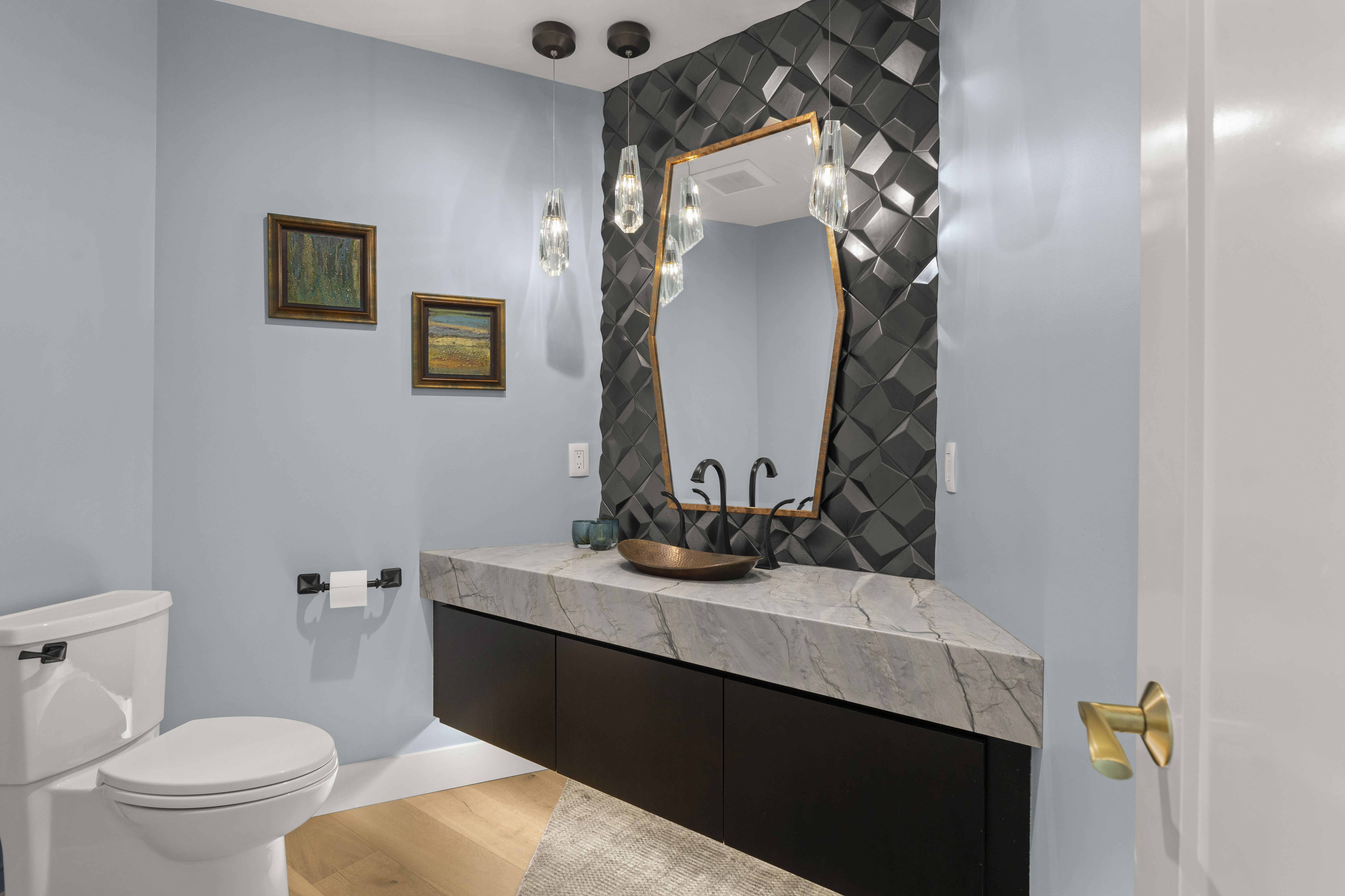 Lakeside Home — room detail