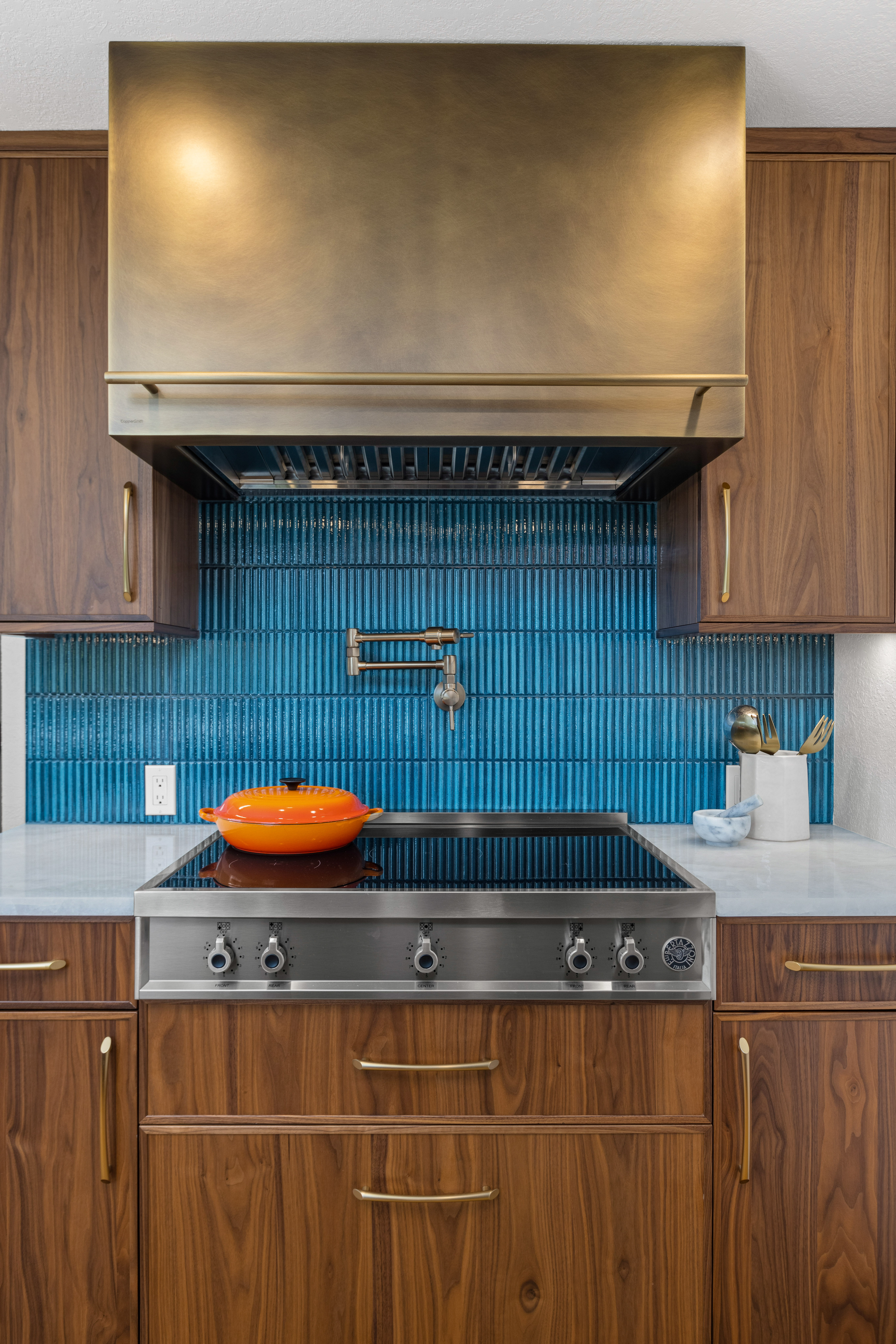 Retro Refresh - kitchen and dining area